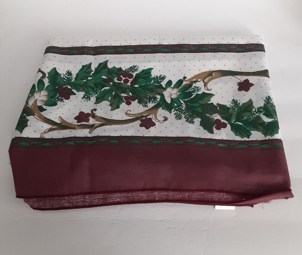 Vintage Avon Fashions 1994 Holly Berry Tablecloth Holidays Christmas